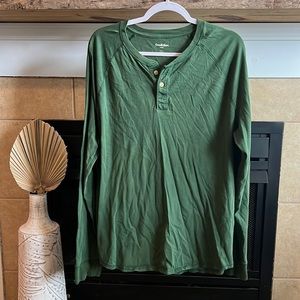 Goodfellow long sleeve tee green